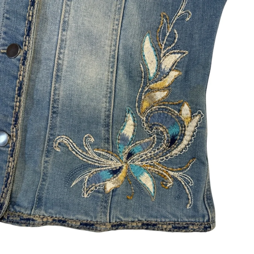 Reba Embroidered Denim Jacket Women’s Small Floral Western Y2K Blue Jean Coat